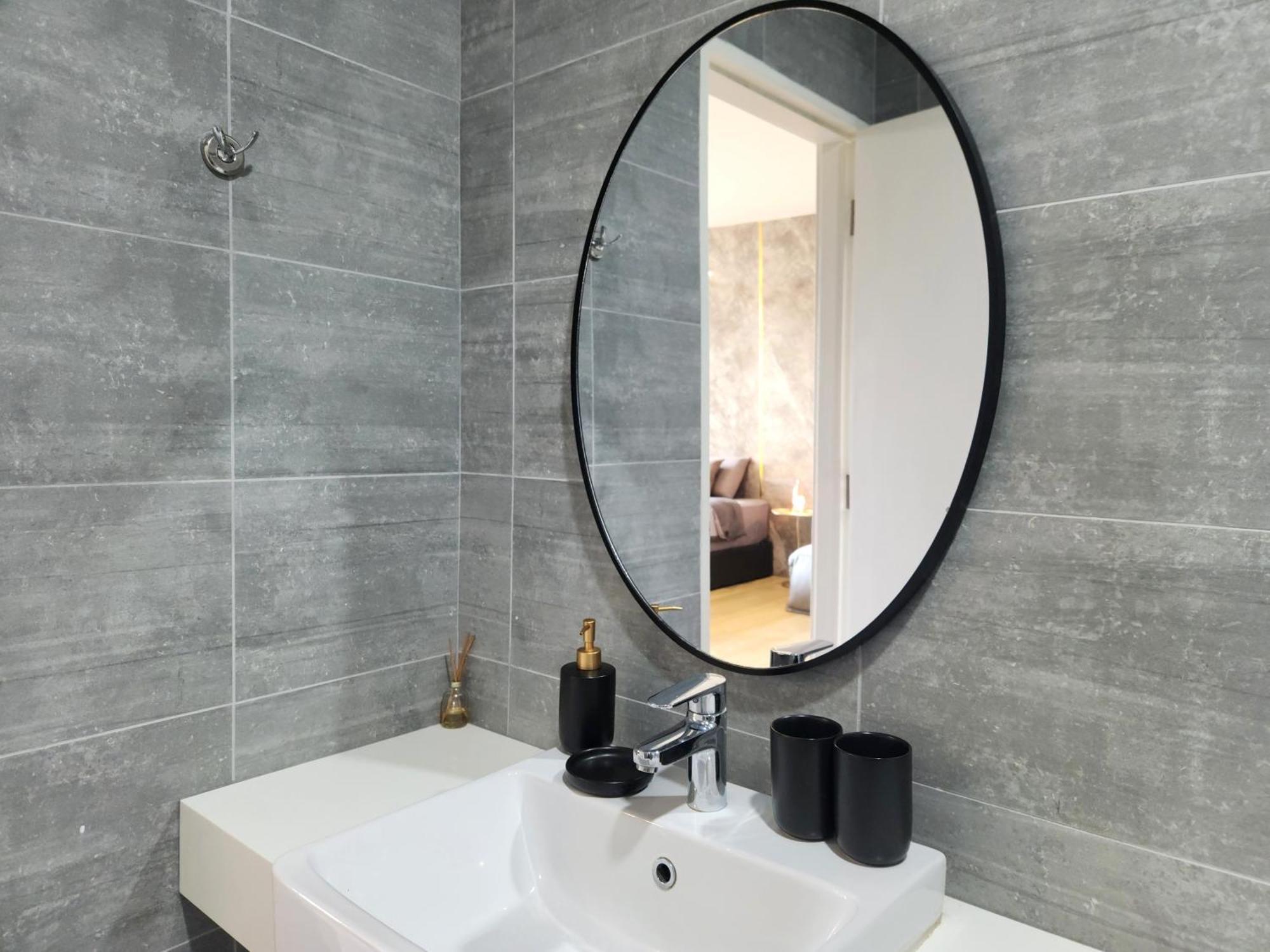 Centre Smart Luxury Apartment